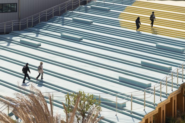 широкая лестница Spanish Pavilion at Expo Osaka 2025