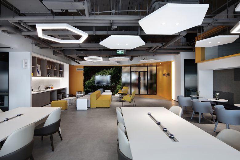 столы для работы China Merchants Senlan Meihuan · Chuangku Co-working Space