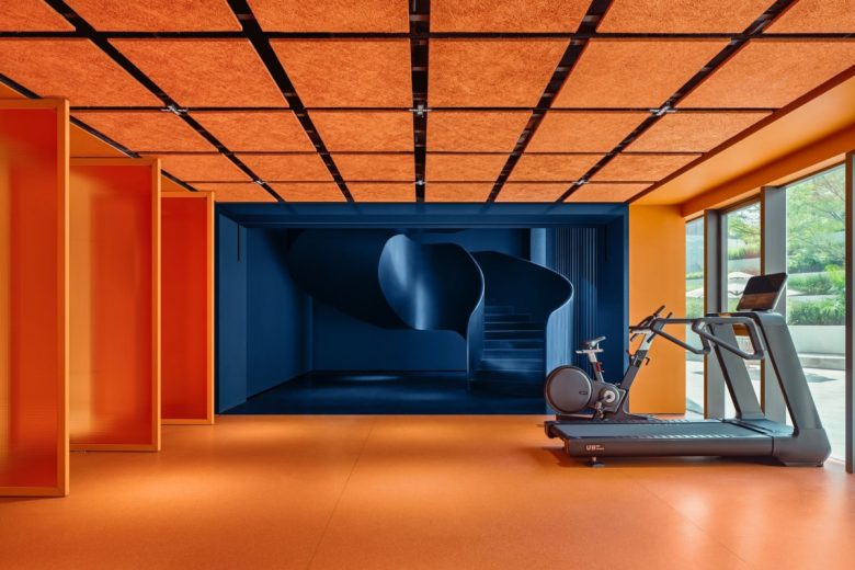 Max Zone Show Office & Sales Center в Фошане: Ippolito Fleitz Group создала пространство, где культура встречается с инновациями