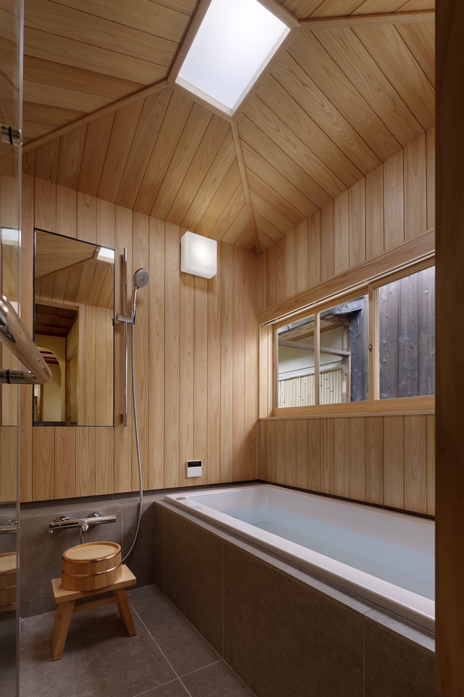 ванная комната в дереве Hotel VMG Villa Kyoto