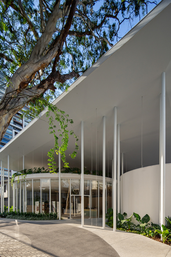 вдох в павильон стеклянные витражи Pavilion Tess