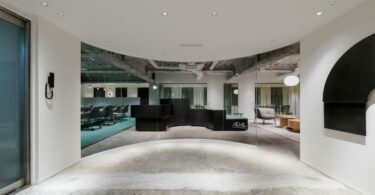 входная зона Adal Creative Place в Осаке