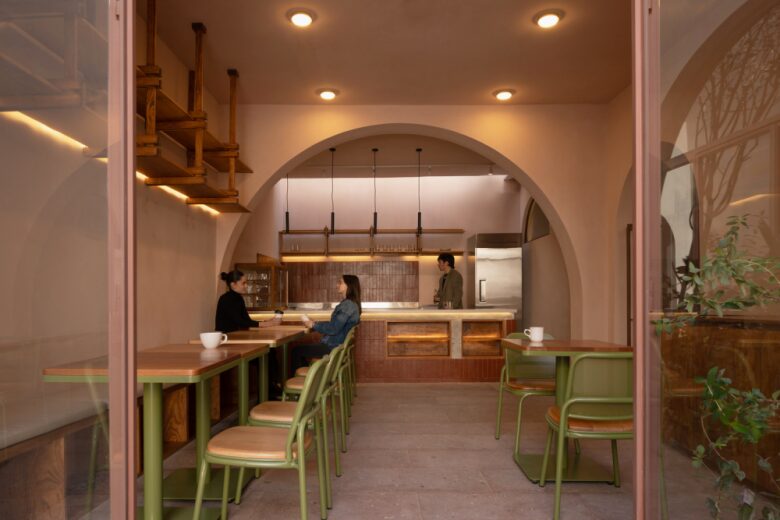 входная зона LGBTQ+ Community Center Casa de Rubén