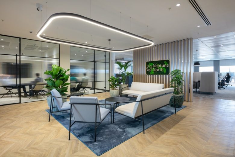 входная зона Neptune North Newcastle Offices