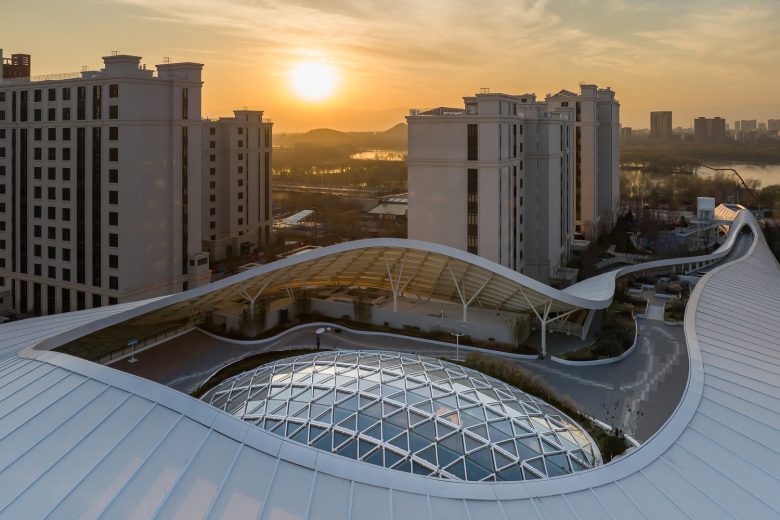 вид на крышу и город Activity Center of Taikang Community Yan Garden