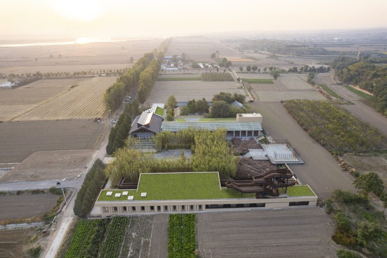 вид на все строения издалека Revitalization of The Relic Site of Yongle Palace