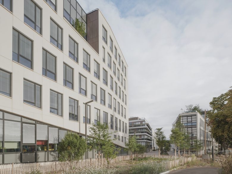 вид на здание Campus Lidl France со стороны