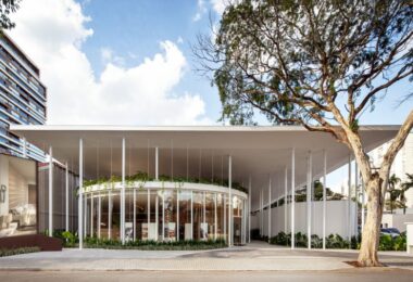 вид со стороны Pavilion Tess