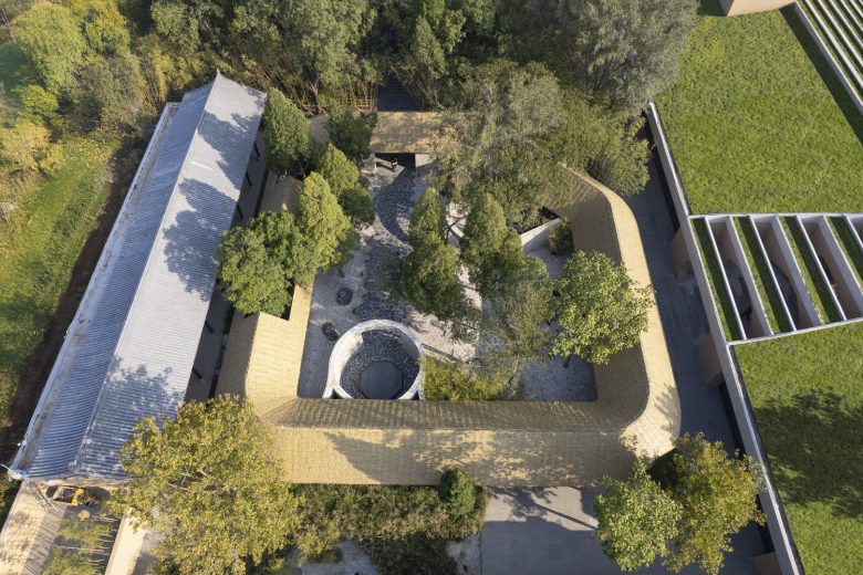 вид сверху на отдельную площадку Revitalization of The Relic Site of Yongle Palace