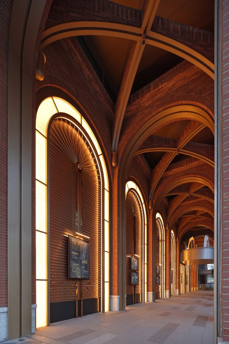 вывески на стенах City of Inspiration