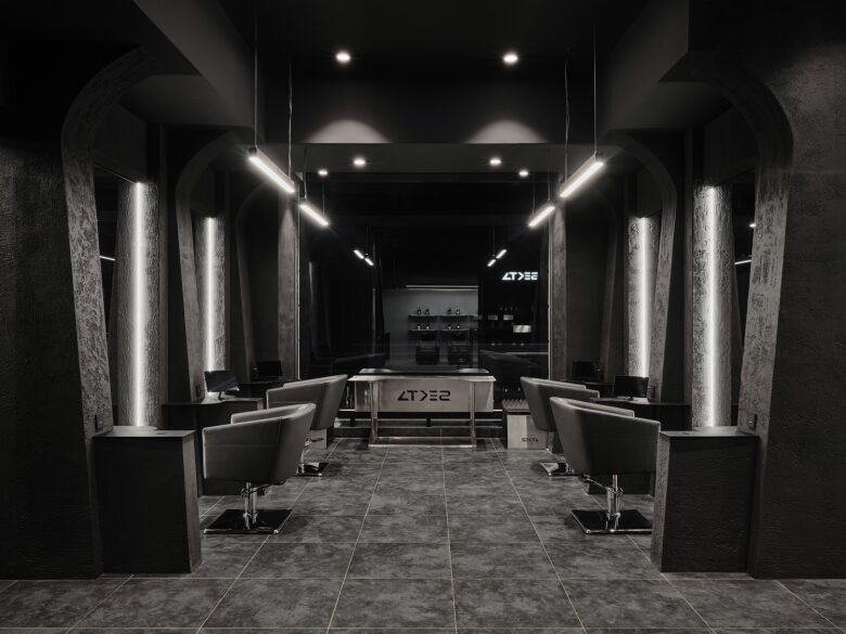 зал для клиентов SEKTA salon