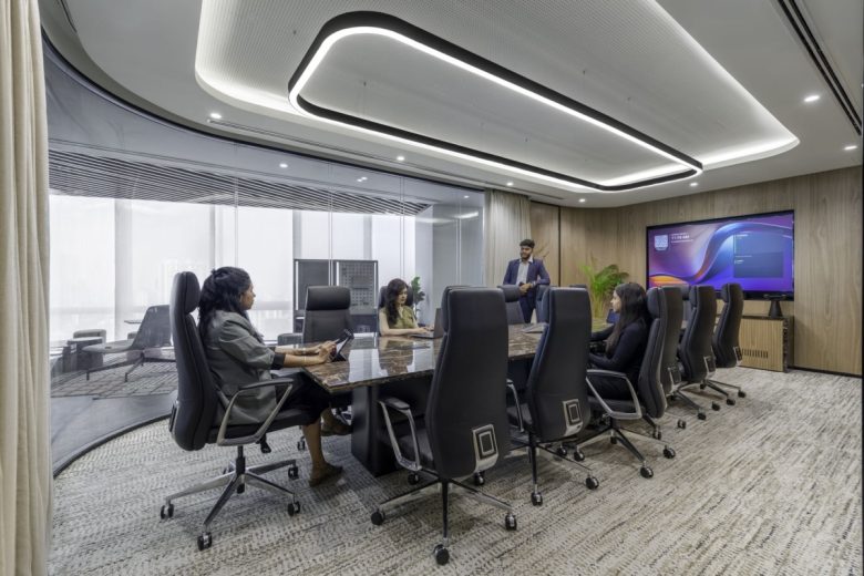 зал переговоров  Russell Reynolds Associates в Лондоне