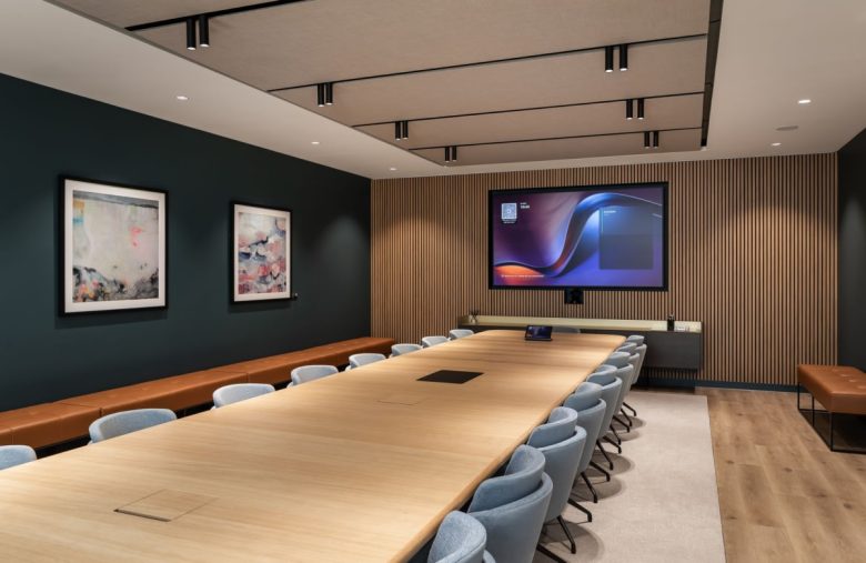 зал совещаний Headland Offices