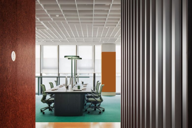 зал совещаний Max Show Office