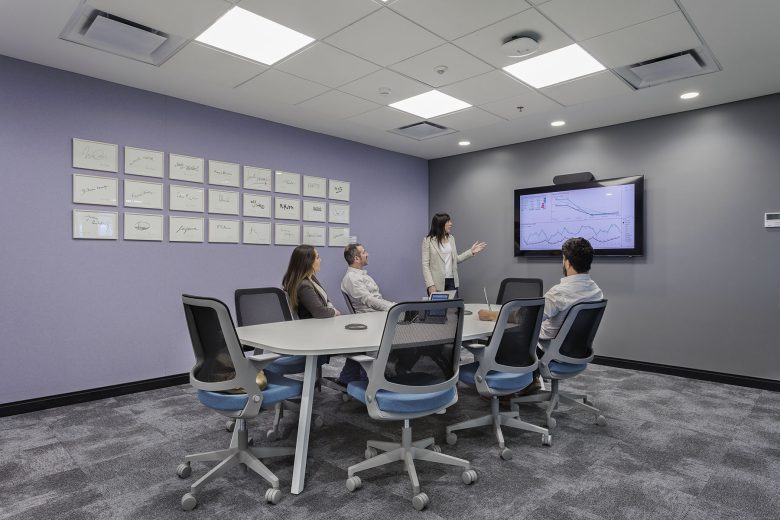 зал совещаний Supermayorista Vital