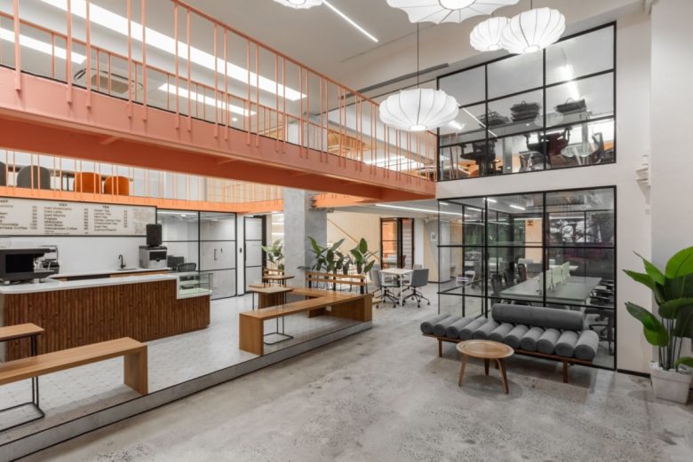 зона кафе и отдыха Executive Zone