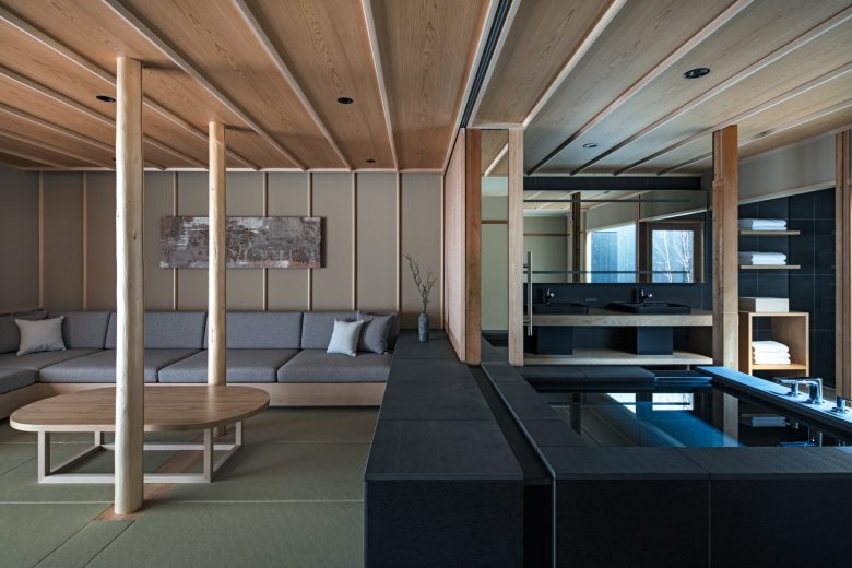 зона кафе и туалетная комната ANJIN Gosho Ebisugawa