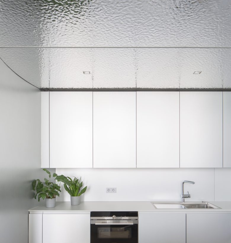 зона кухни Signa Sports United High‑Rise Tower