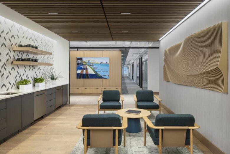 зона отдыха Dickie McCamey, & Chilcote Offices