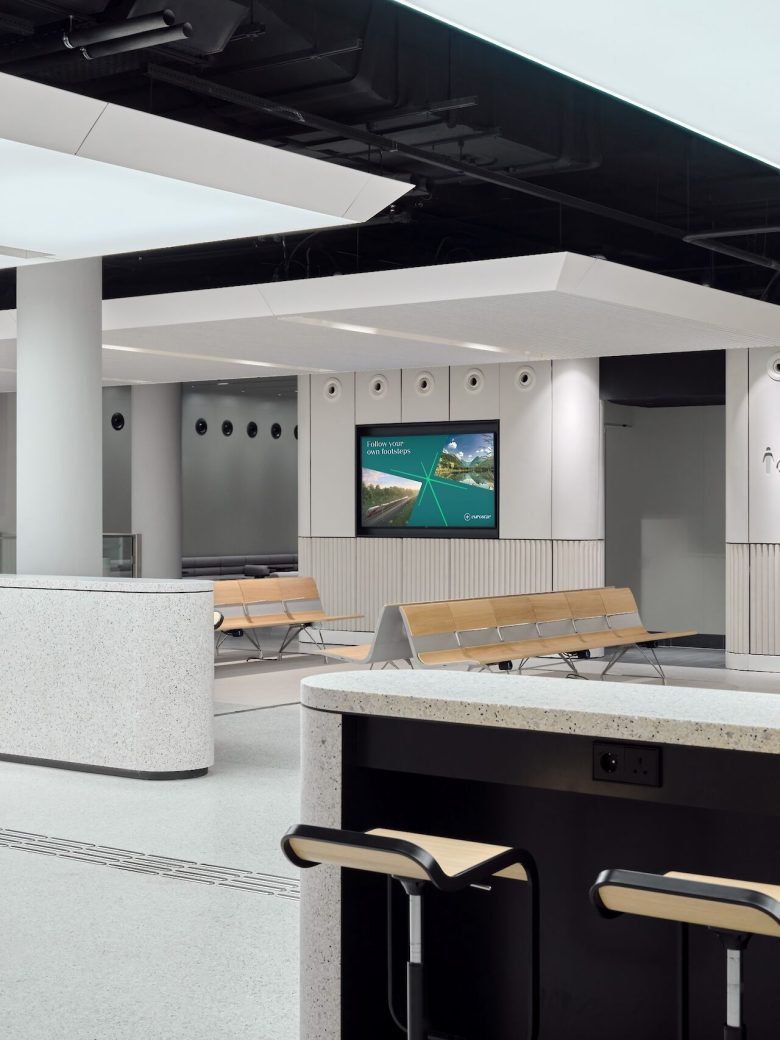 зона ожидания со стороны Eurostar UK Terminal