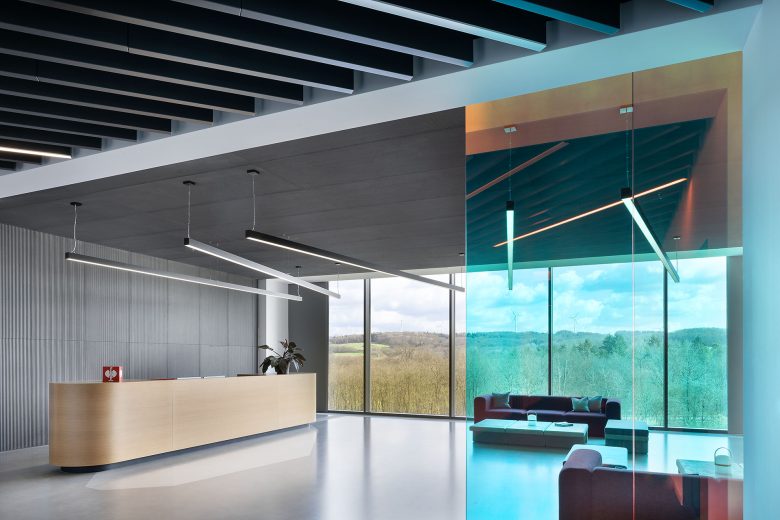 зона ресепшн STRAUSS CI FACTORY