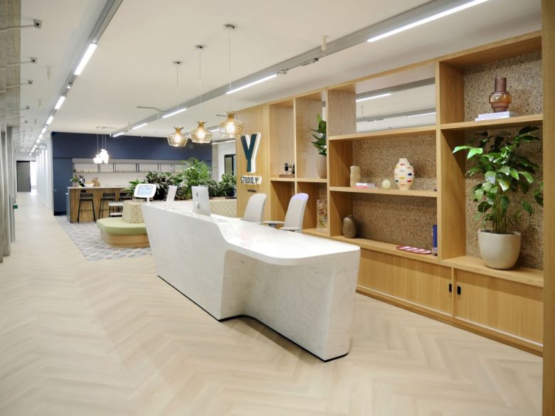 зона ресепшн Studio Y